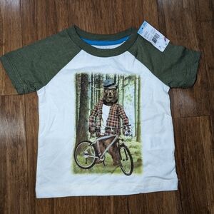 Brand new, Toddler & Kids Green and White Bear Graphic T-Shirt